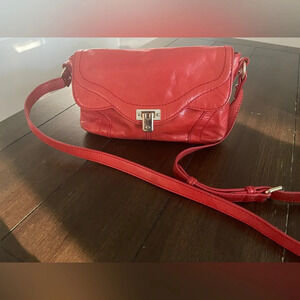 B. Makowsky cross body bag